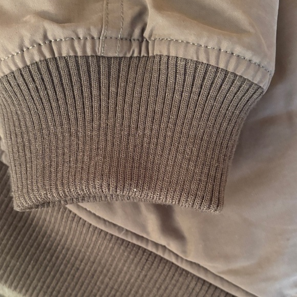 BNWOT Eddie Bauer 1936 Skyliner Model  Quilted Jacket Down - Picture 5 of 13